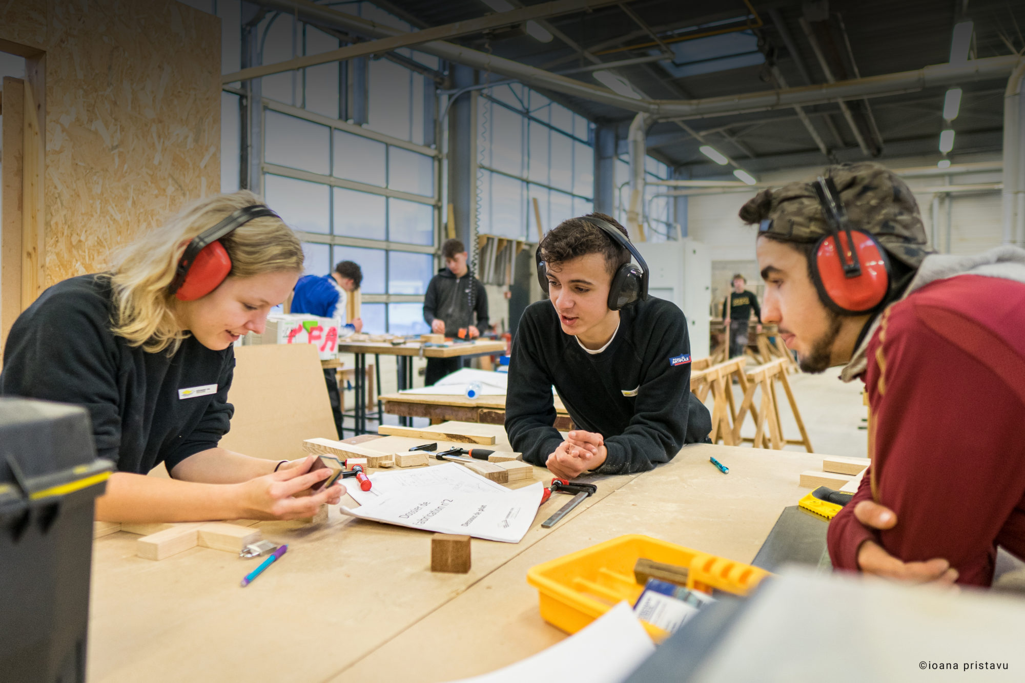 Apprentis en atelier - CFA Bâtiment Bretagne